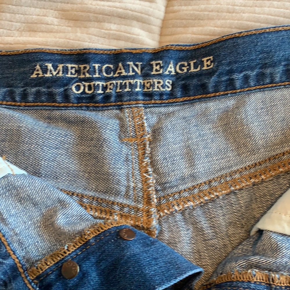 AE High Waisted Shorts - Picture 6 of 7